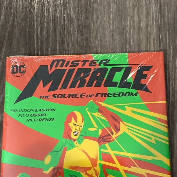 - Sealed DC mister miracle the source of freedom - Picture 2 of 4
